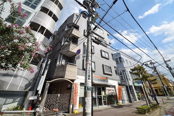 Mt.Cedar南烏山の物件外観写真